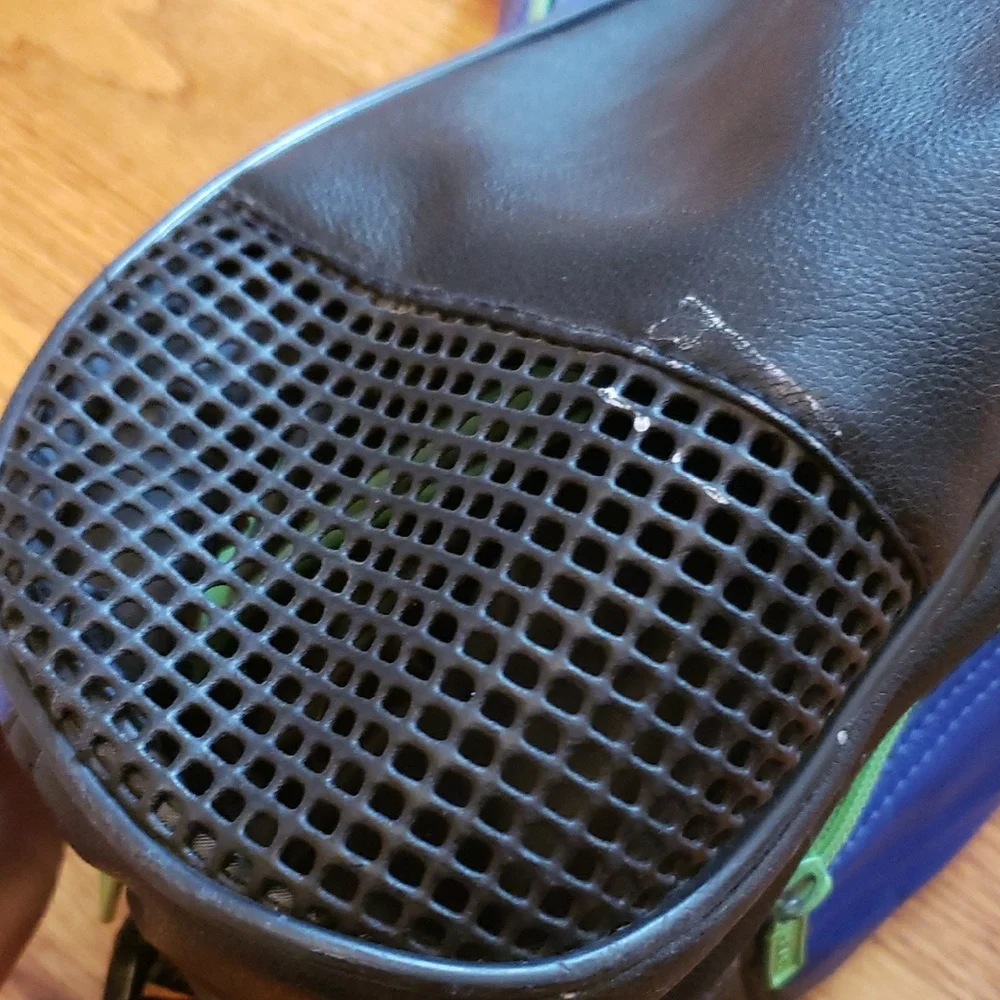 Vtg HEAD Tennis/Raquet Bag With Adjustsble Shoulder Strap & Name Tag